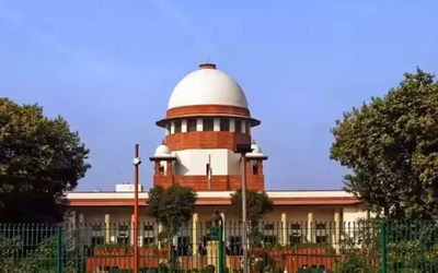 चुनावी हलफनामे में गलत जानकारी से जुड़े मामले पर सुप्रीम कोर्ट की इमारत।