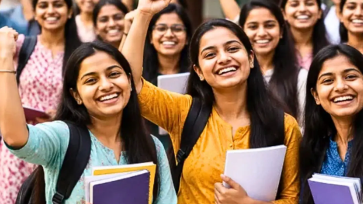 मुख्यमंत्री कन्या उत्थान योजना के तहत लाभ पाने वाली बिहार की छात्राएं