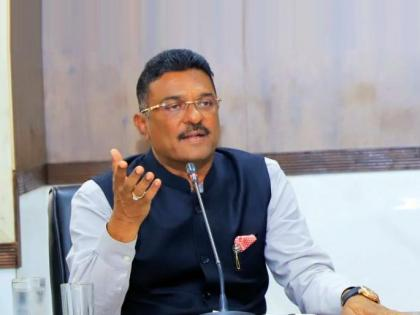 महाराष्ट्र में ड्राइविंग लाइसेंस के नए नियमों और डोमिसाइल सर्टिफिकेट संबंधी घोषणा का प्रतीकात्मक चित्र।