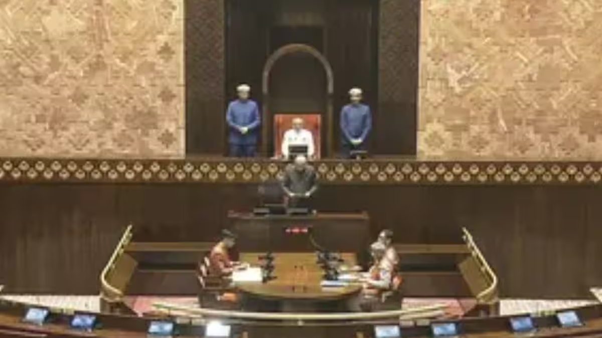 राज्यसभा में वंदे मातरम् विधेयक 2026 पारित होने के बाद राष्ट्रीय गीत को कानूनी संरक्षण मिला।