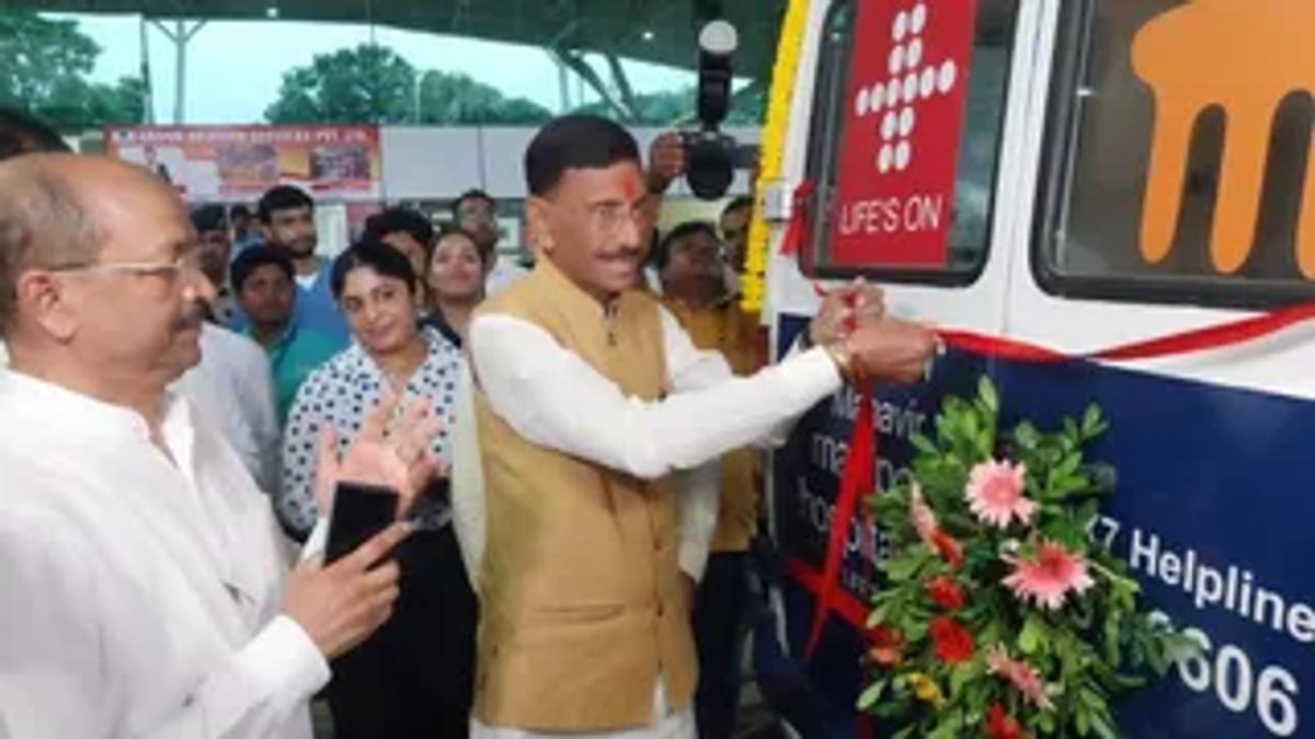 रांची के बिरसा मुंडा एयरपोर्ट पर उद्घाटन किए गए आधुनिक मेडिकल रूम और केंद्रीय मंत्री संजय सेठ का कार्यक्रम।