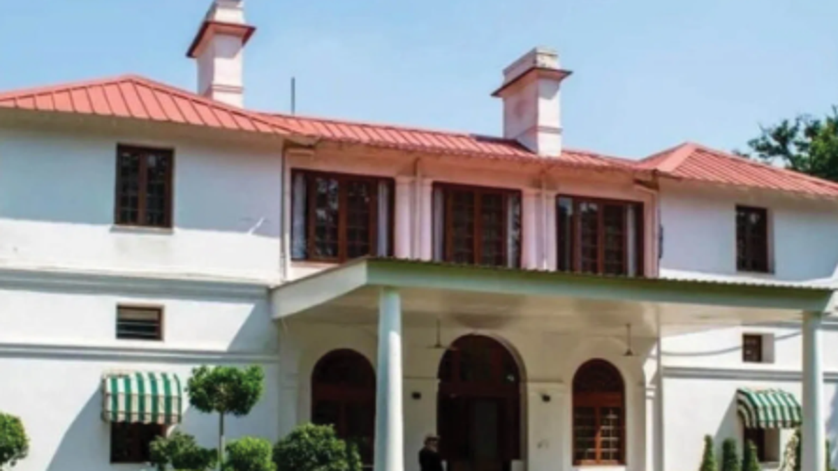 लुटियंस दिल्ली में केंद्रीय मंत्रियों के सरकारी बंगलों के रखरखाव पर खर्च को लेकर उठे सवाल