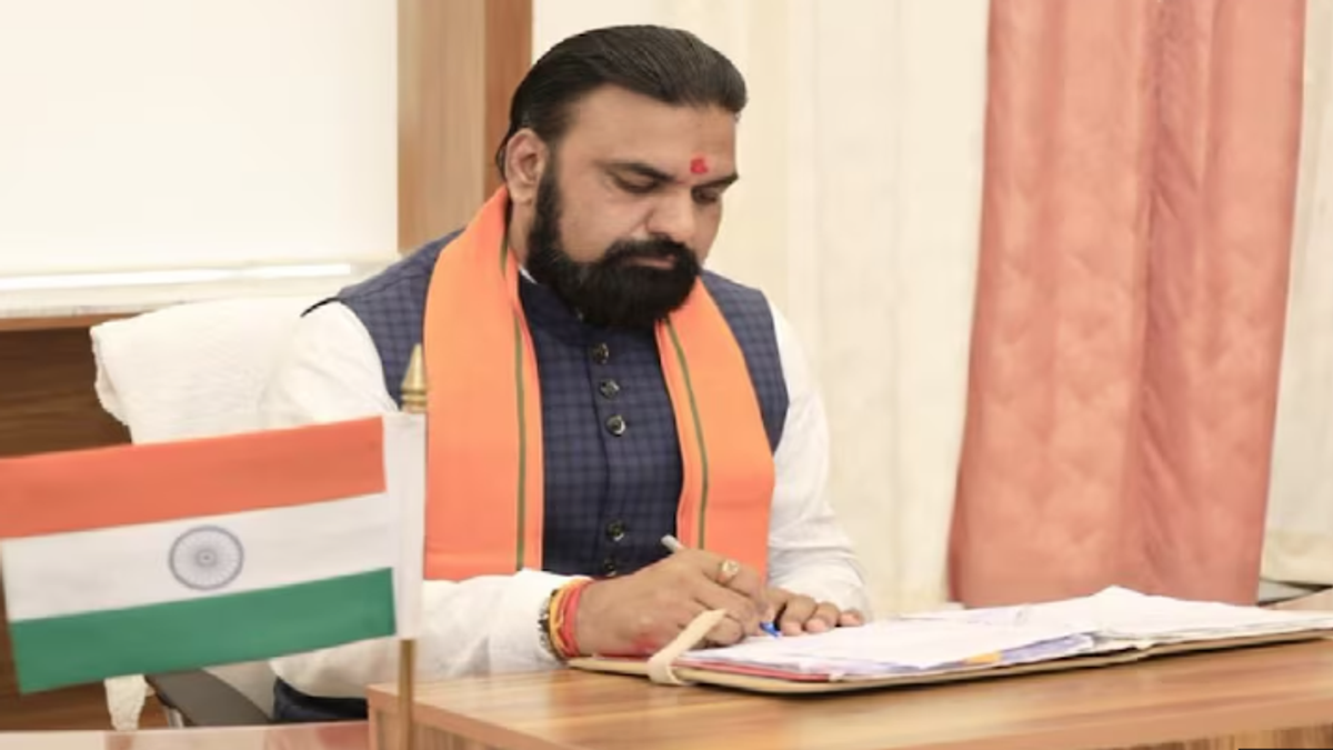 बिहार में परीक्षा सुधार के लिए 5 सदस्यीय समिति बनाने की घोषणा करते मुख्यमंत्री सम्राट चौधरी