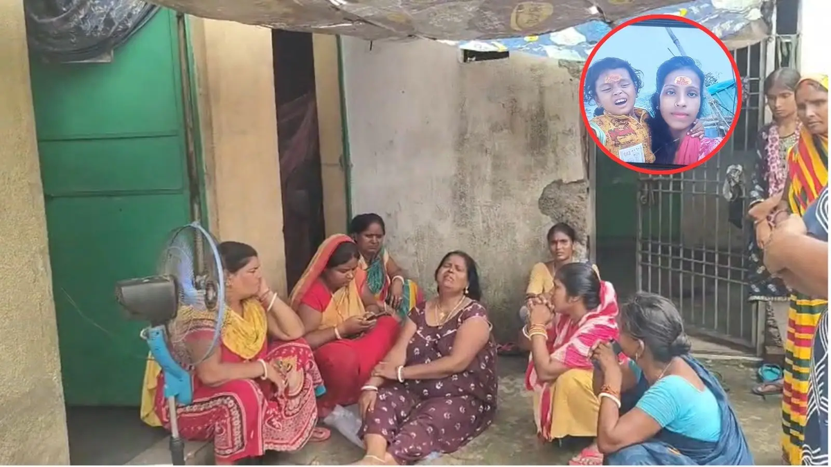 रांची के चटकपुर शांति नगर में बंद कमरे से मां-बेटे का शव मिलने के बाद मौके पर जांच करती पुलिस की सांकेतिक तस्वीर।