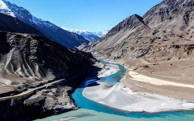 सिंधु जल समझौते पर पाकिस्तान के मंत्री अहसान इकबाल का बयान