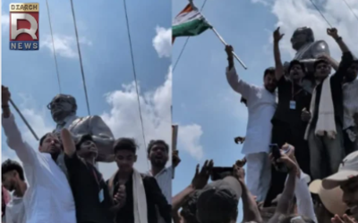पटना के गांधी मैदान के पास बिहार बंद के दौरान मोबाइल टावर पर चढ़े छात्र और प्रदर्शन स्थल पर तिरंगा लेकर पहुंचे तेजप्रताप यादव।