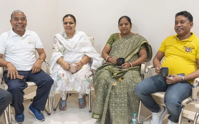 रांची में ग्रामीण विकास मंत्री दीपिका पांडेय सिंह से सिमडेगा के विकास, पुल और सड़क निर्माण को लेकर मुलाकात करते विधायक भूषण बाड़ा।