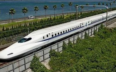 बिहार में प्रस्तावित 320 KM/H स्पीड वाली बुलेट ट्रेन और हाई-स्पीड रेल कॉरिडोर का सांकेतिक दृश्य।