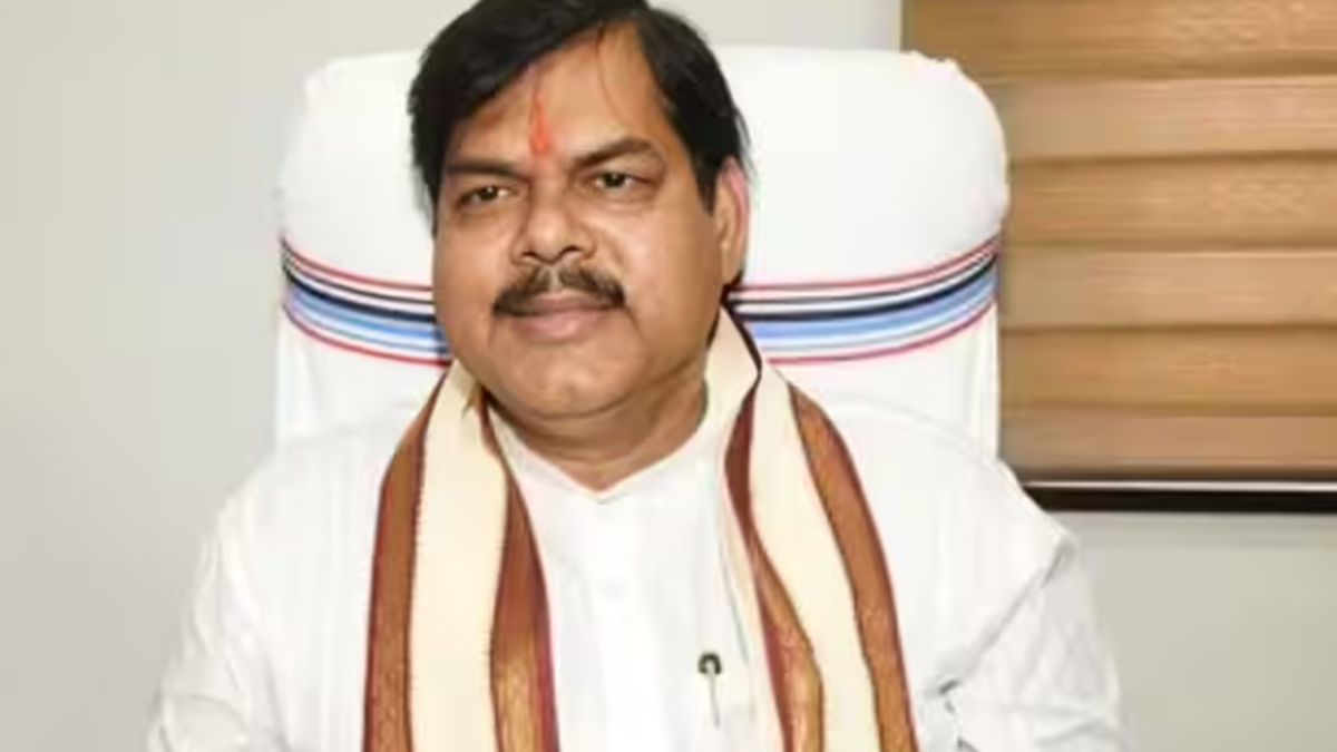बिहार के शिक्षा मंत्री मिथिलेश तिवारी और शिक्षकों के लिए Online Leave Portal