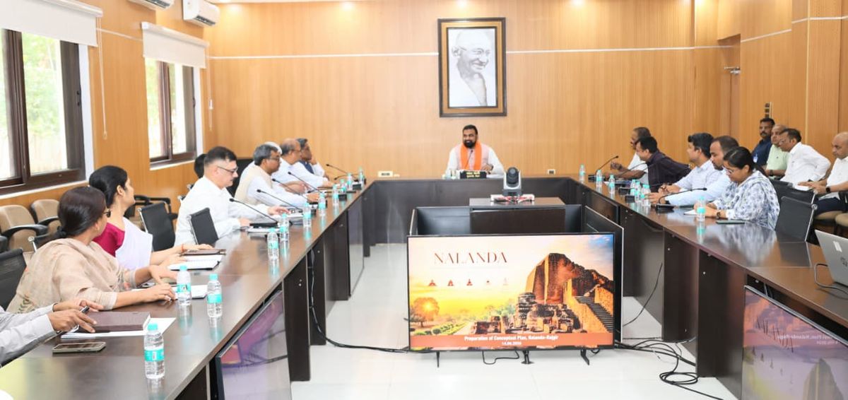 मीटिंग के दौरान CM सम्राट चौधरी