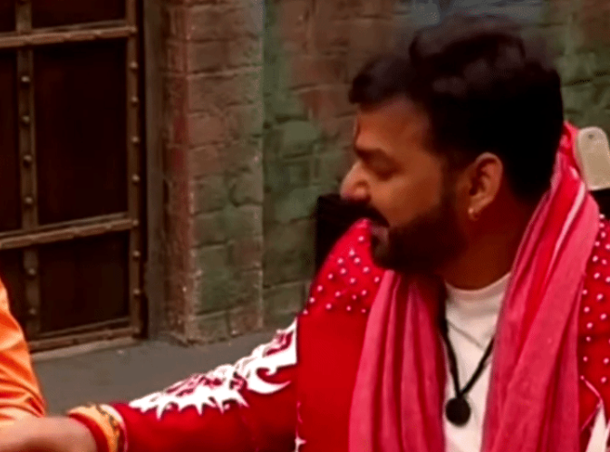 रियलिटी शो Rise and Fall Season 2 में भोजपुरी अभिनेता और गायक पवन सिंह।