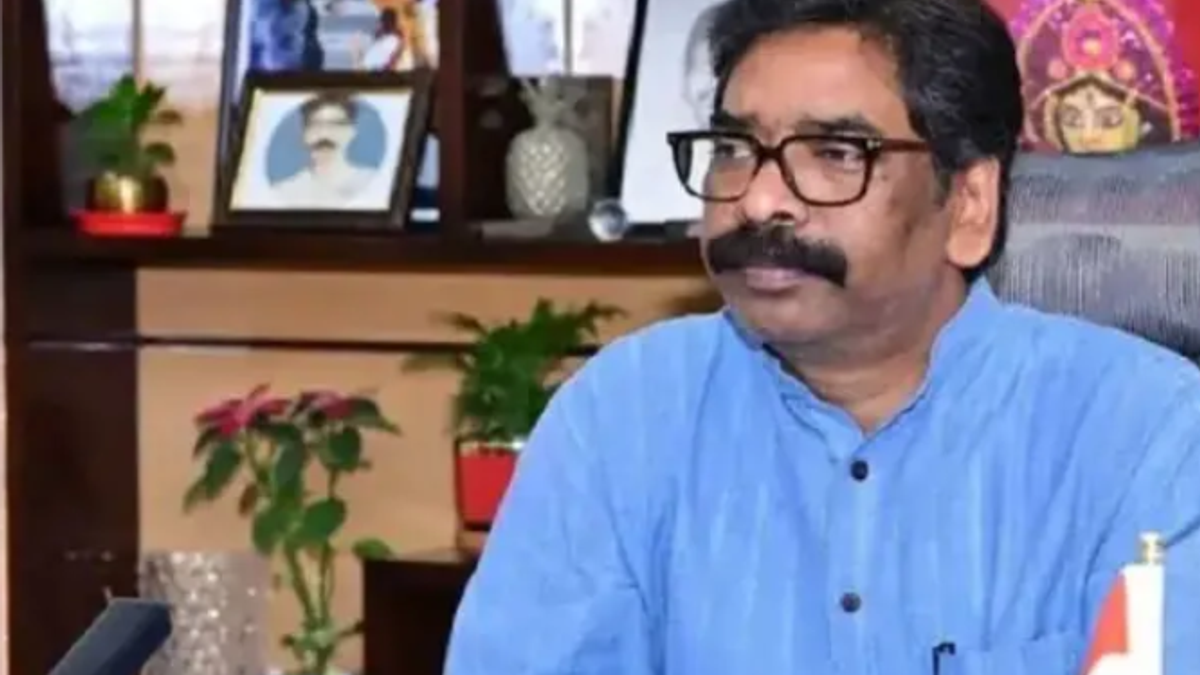 झारखंड में सरकारी नौकरी को लेकर मुख्यमंत्री हेमंत सोरेन की बैठक, 25 हजार सरकारी पदों पर संभावित भर्ती।