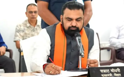 पटना सचिवालय में मुख्यमंत्री सम्राट चौधरी की अध्यक्षता में आयोजित बिहार कैबिनेट बैठक का प्रतीकात्मक दृश्य।