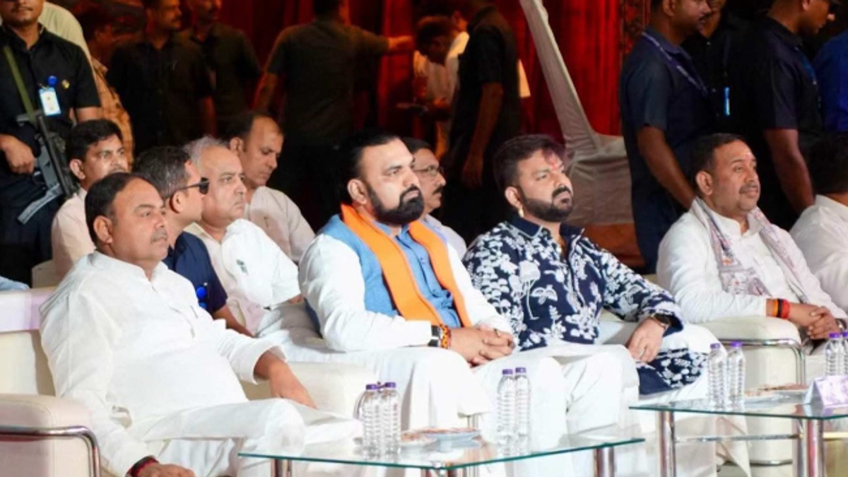 बिहार के मुख्यमंत्री सम्राट चौधरी बिहार में फिल्म सिटी बनाने और 54 फिल्मों की शूटिंग को मंजूरी देने की घोषणा करते हुए