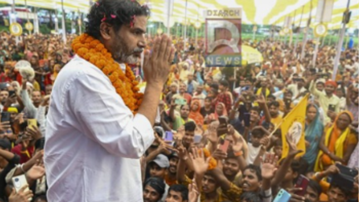 बिहार MLC चुनाव के लिए जन सुराज के पांच घोषित उम्मीदवारों और प्रशांत किशोर का प्रतीकात्मक राजनीतिक दृश्य।