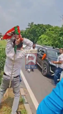 देवरिया में भाजपा नेता के स्वागत कार्यक्रम के दौरान दो गुटों के बीच हुए विवाद का प्रतीकात्मक दृश्य।