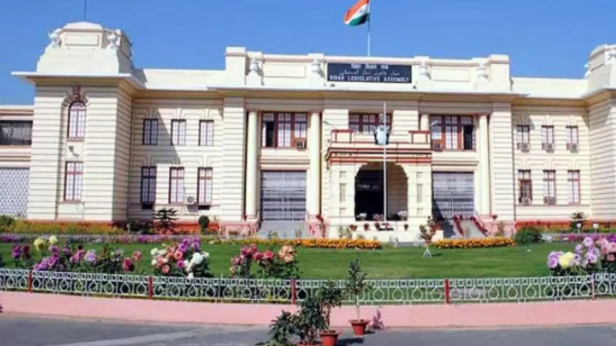बिहार विधान परिषद चुनाव 2026 में 8 सीटों पर मतदान और चुनाव प्रचार की तैयारी