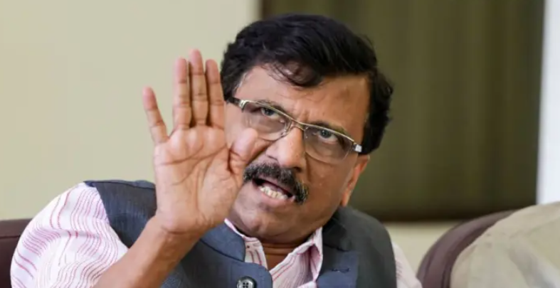 एनसीपी में टूट की अटकलों के बीच शरद पवार, जयंत पाटिल और मुख्यमंत्री देवेंद्र फडणवीस की सांकेतिक तस्वीर।