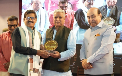 पटना के लोकभवन में कृषि कार्यक्रम के दौरान राज्यपाल सैयद अता हसनैन और राम लाल