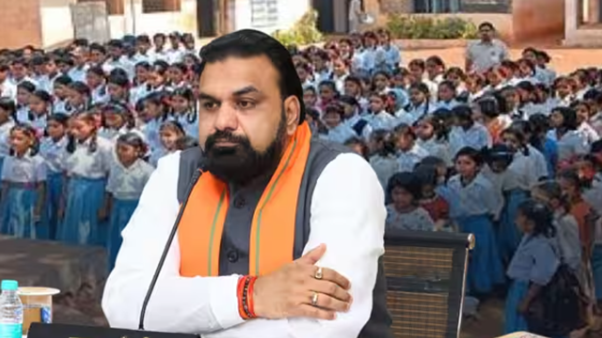 बिहार के मुख्यमंत्री सम्राट चौधरी शिक्षा सुधार पर संबोधित करते हुए