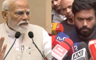 प्रधानमंत्री के बयान के बाद जंतर-मंतर पर प्रदर्शन के दौरान शिक्षा मंत्री के इस्तीफे की मांग करते प्रदर्शनकारियों का सांकेतिक दृश्य।