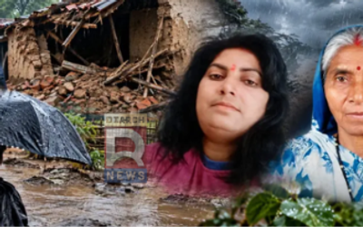 कानपुर देहात में बारिश के बीच ढहे कच्चे मकान के मलबे की तस्वीर