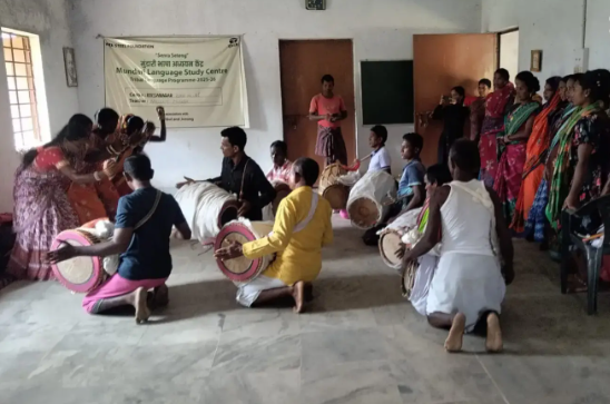 जमशेदपुर के बिरसानगर गुड़िया मैदान में 25 अक्टूबर को होने वाले मुंडा महासम्मेलन की तैयारियां