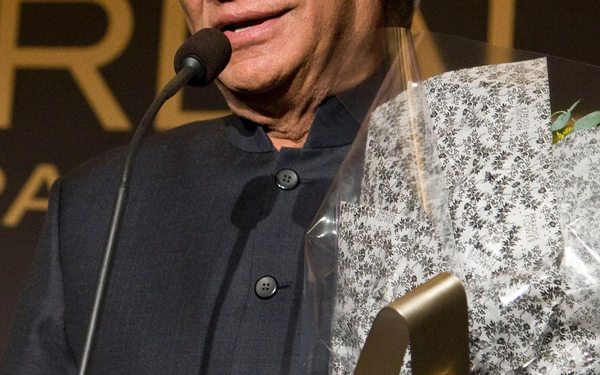 Yash Chopra की फिल्मों और जिंदगी के यादगार किस्सों को दर्शाती तस्वीर