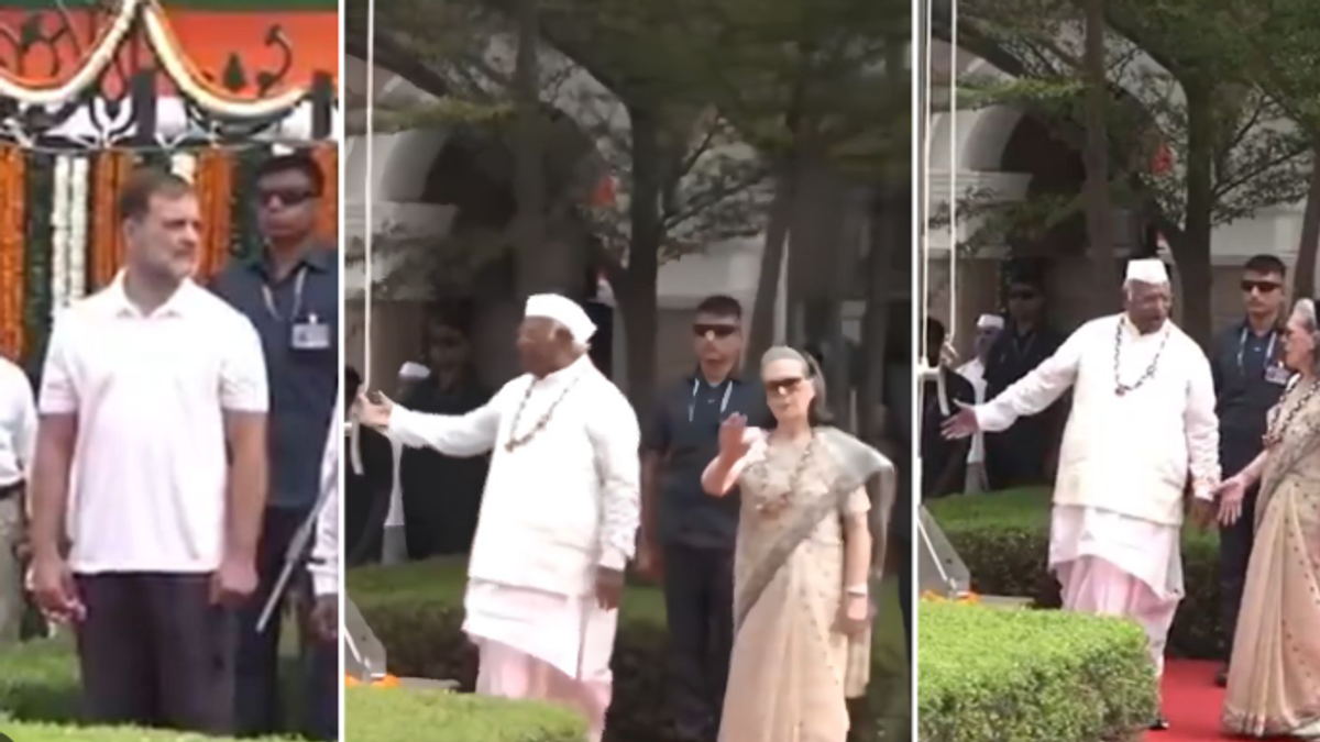 स्वतंत्रता दिवस कार्यक्रम में वंदे मातरम के दौरान कांग्रेस नेता सोनिया गांधी, राहुल गांधी और मल्लिकार्जुन खरगे