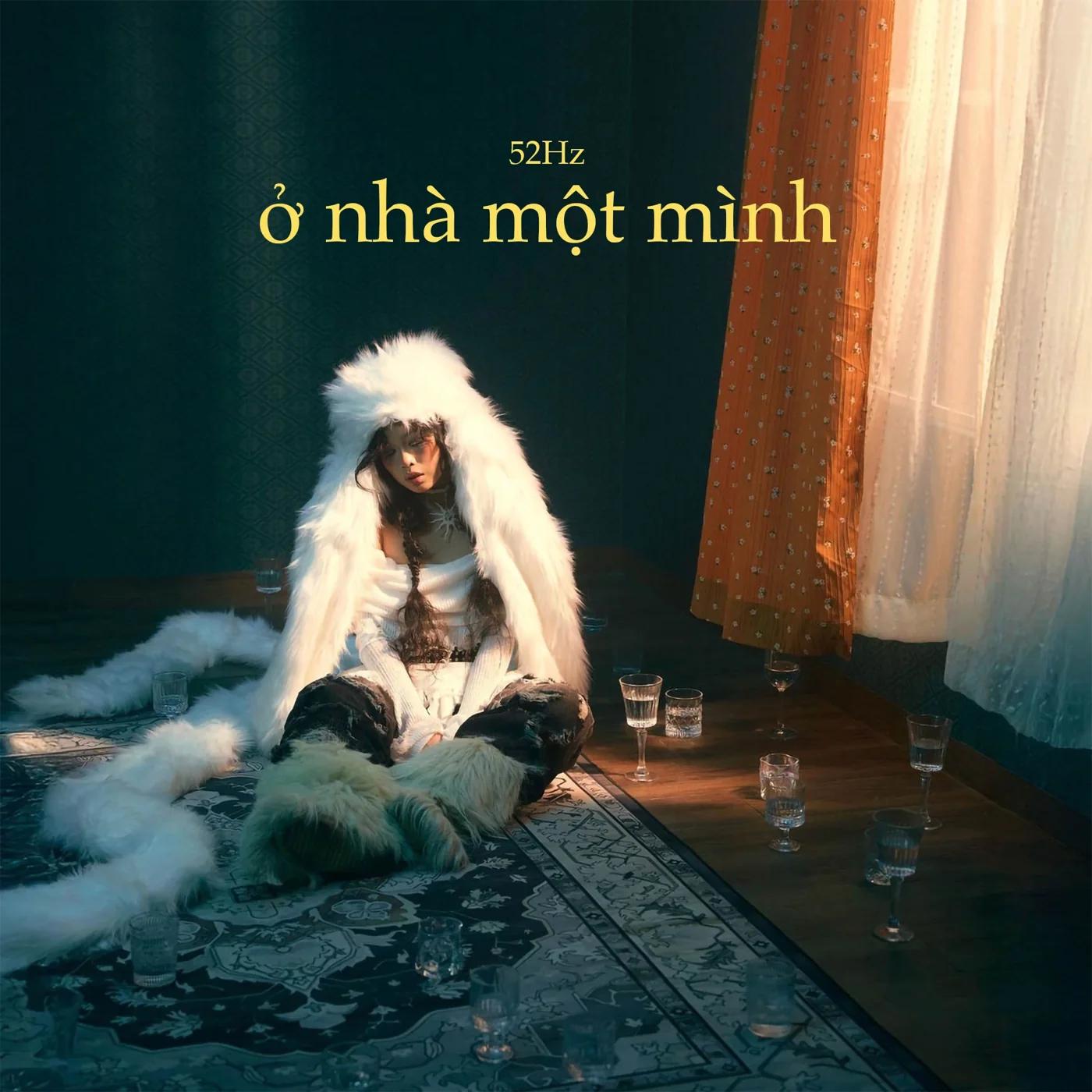 Ở Nhà Một Mình