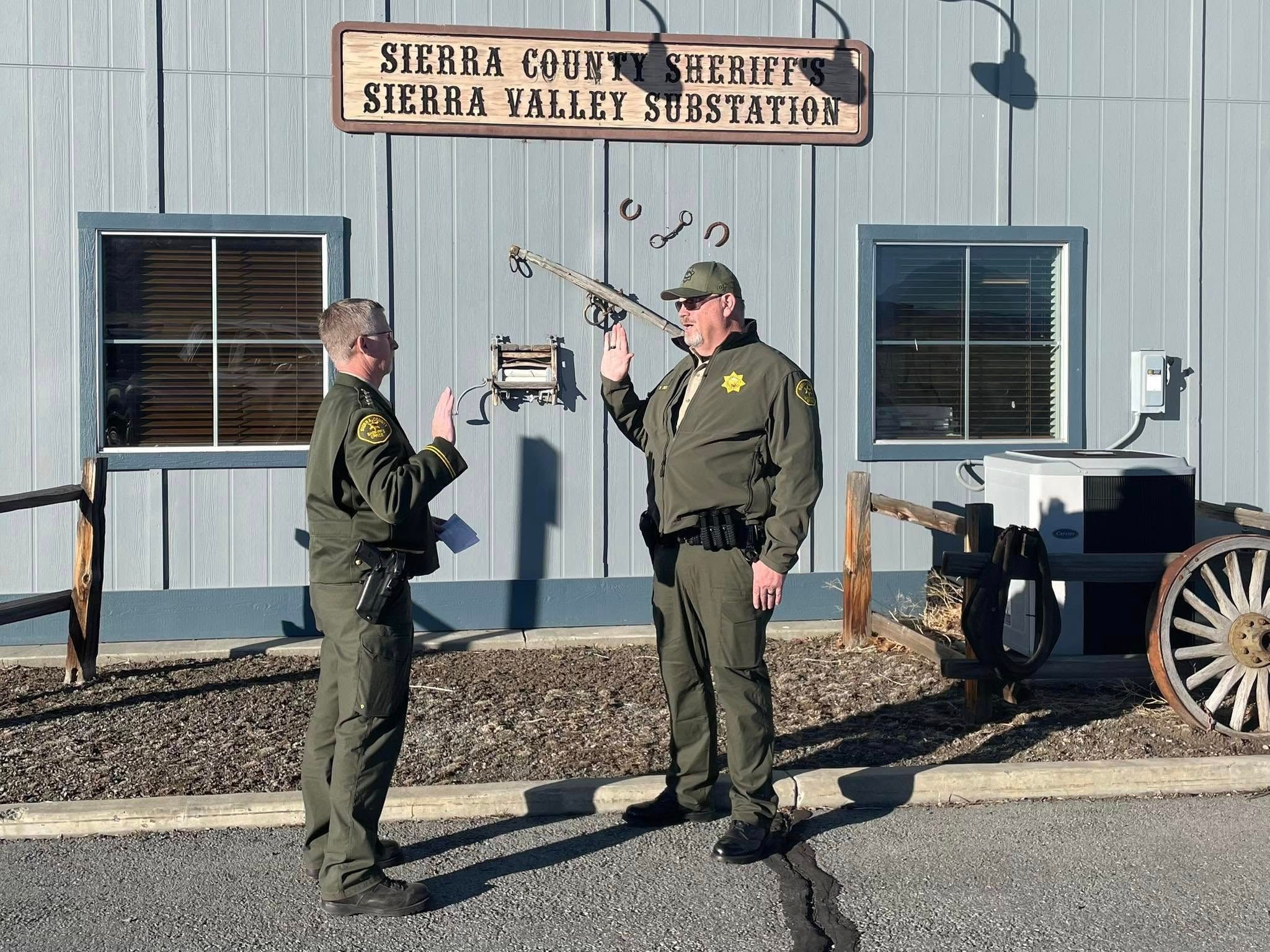 Deputy Sexton (right) was sworn in by Sheriff Mike Fisher (left) on Monday.