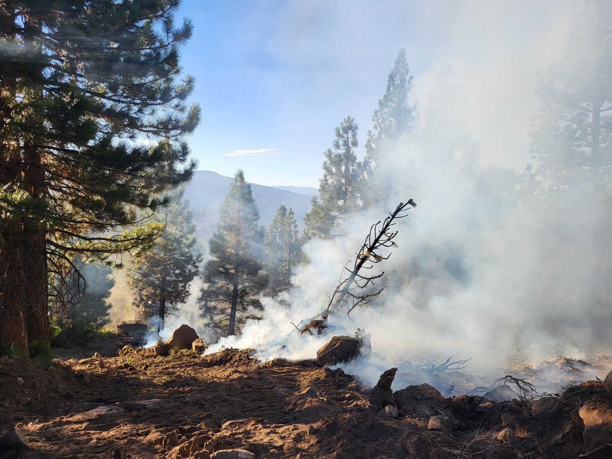 A photo of the fire shared by the Sierra County Sheriff’s Office