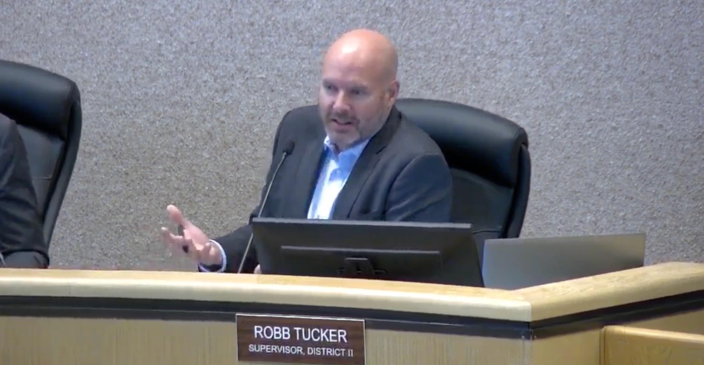 Supervisor Robb Tucker addresses commenters during Tuesday’s public meeting.