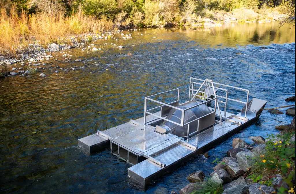 A rotary screw trap placed in the North Yuba River