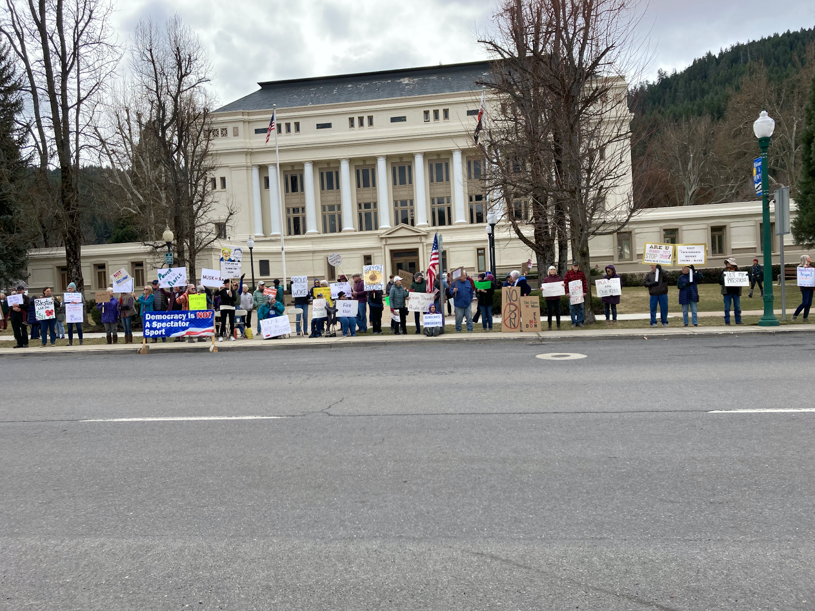 Protesters in front of the Quincy courthouse.
