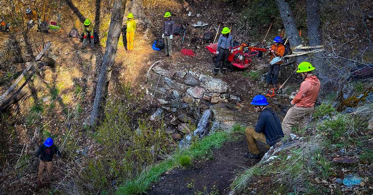 SBTS trail workers on the Acorn Grotto trail. Photo courtesy of SBTS.