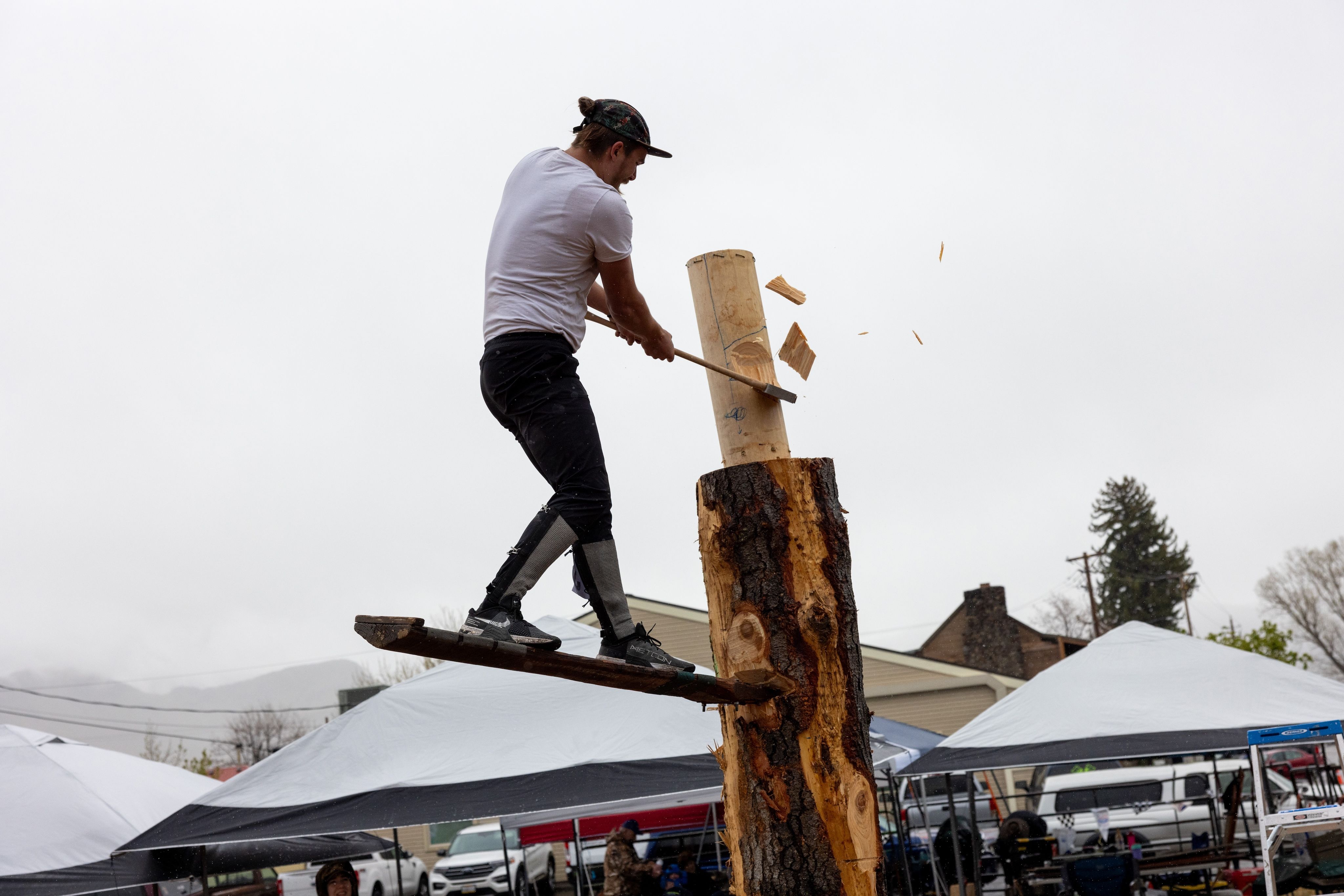 Finally, the block of wood at the top of the pole must be split