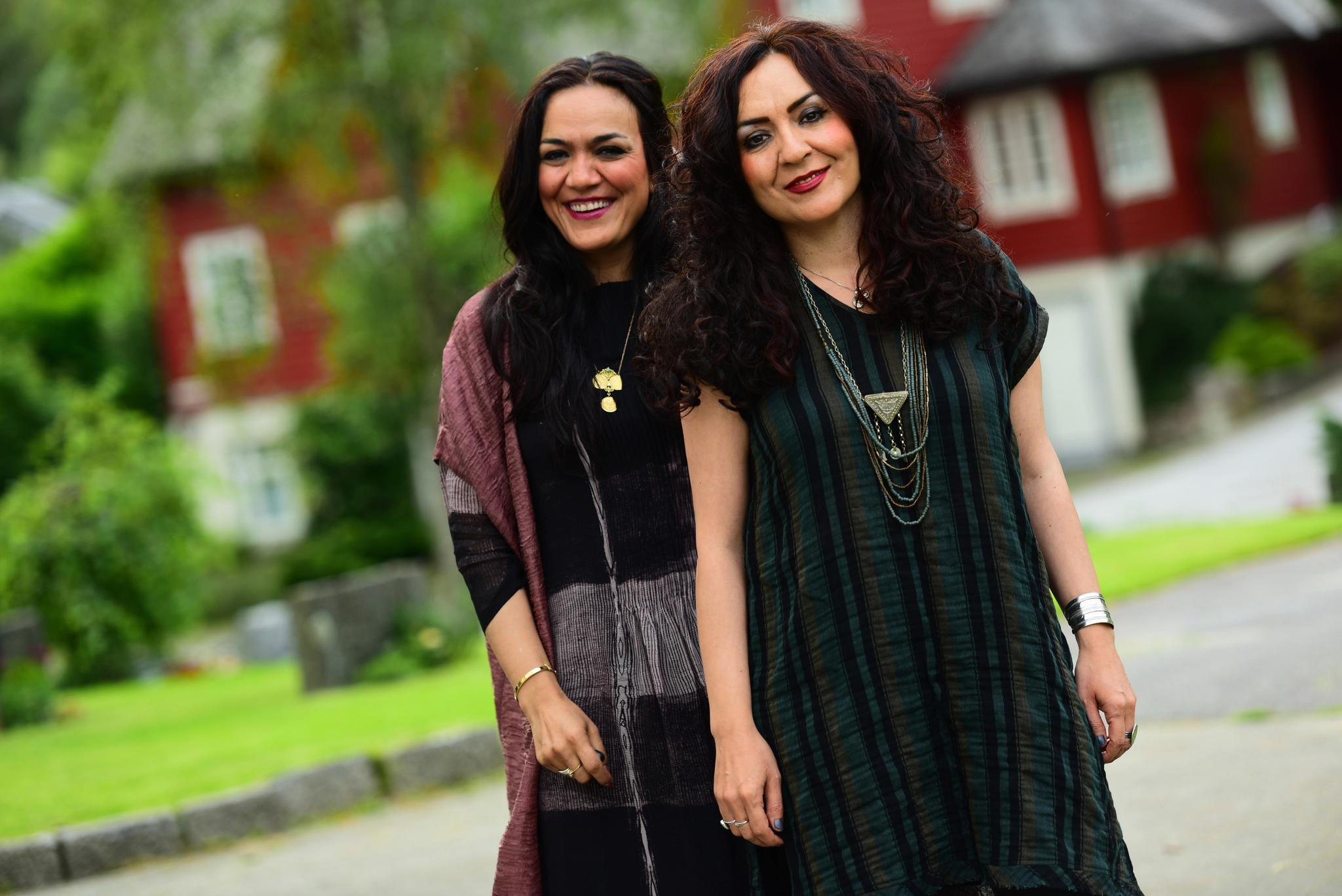 Mahsa and Marjan Vahdat.