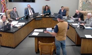 Plumas Supervisors Hear Update on USDA Wildlife Services Team