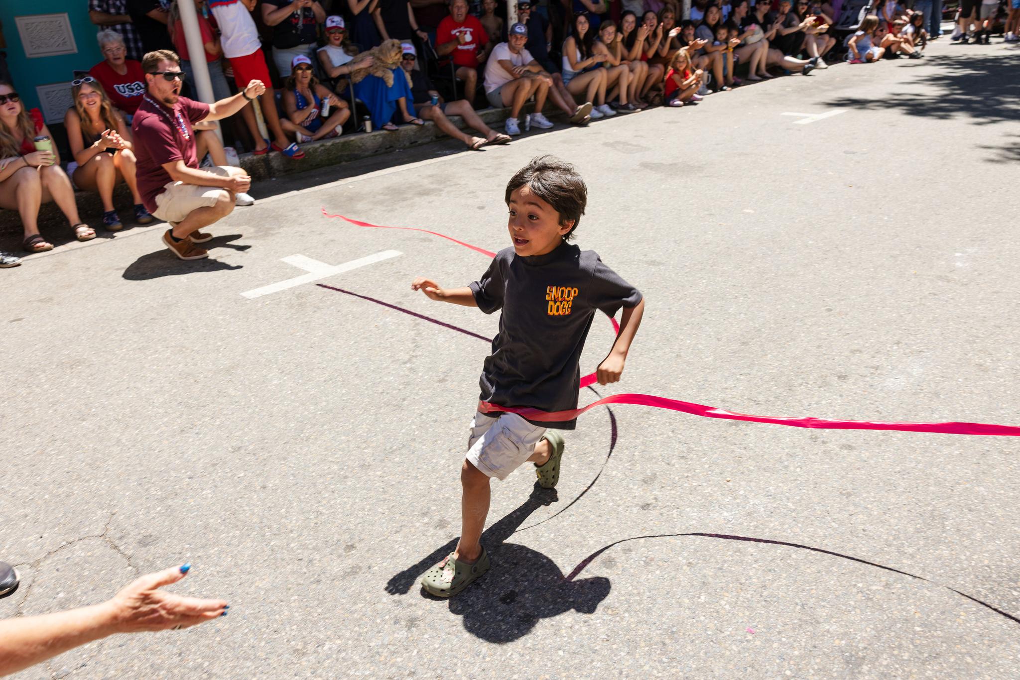 Felix Mendez, the only entry in the 4-year-old boys street race, wins his heat.