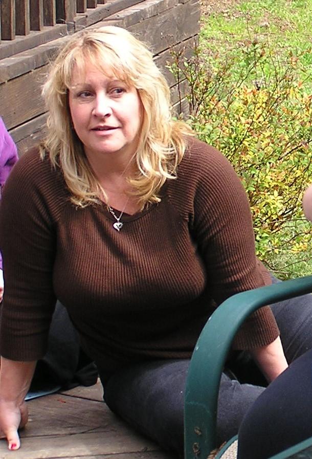 Paula Hester (Ostrom)