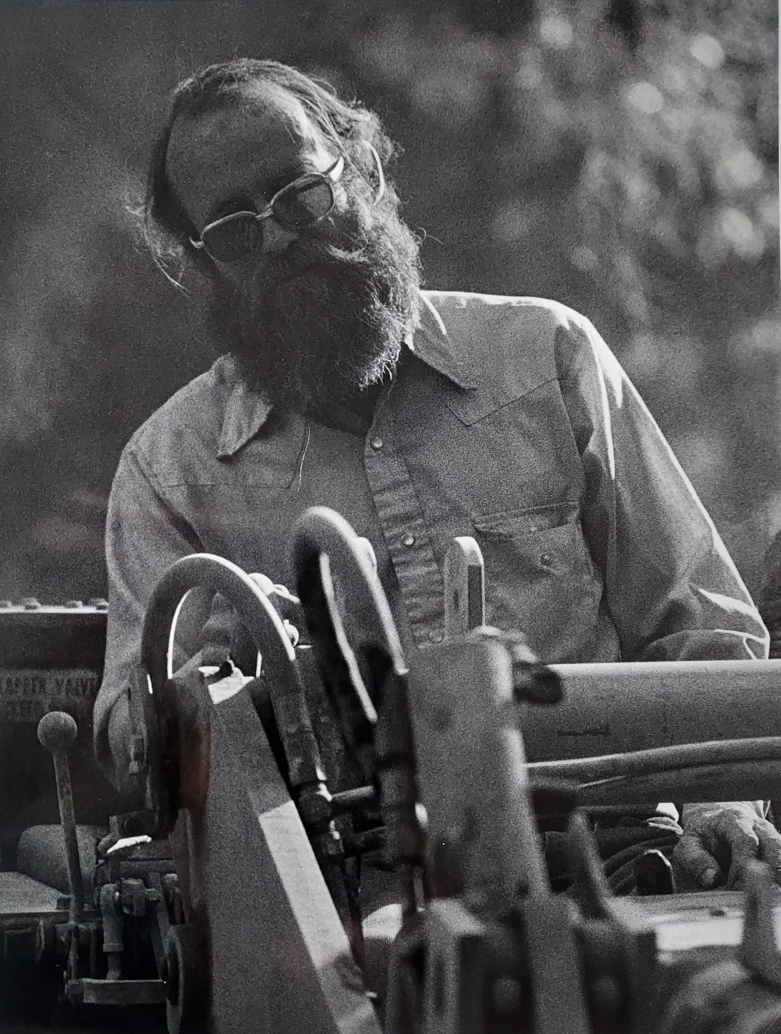 Don Bell on the loader 1978, Golden Bear Mine. Photo by George Lepp.