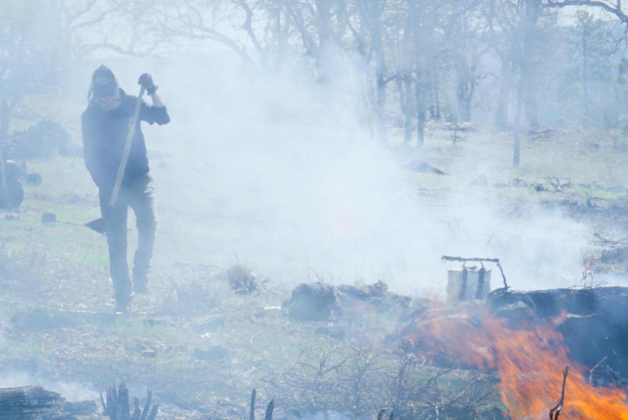 Cordi Craig, State-Certified Prescription Burn Boss, demonstrates using “good fire” in smoky conditions