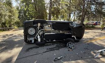 Three Injured in Two-Vehicle Crash on Highway 174