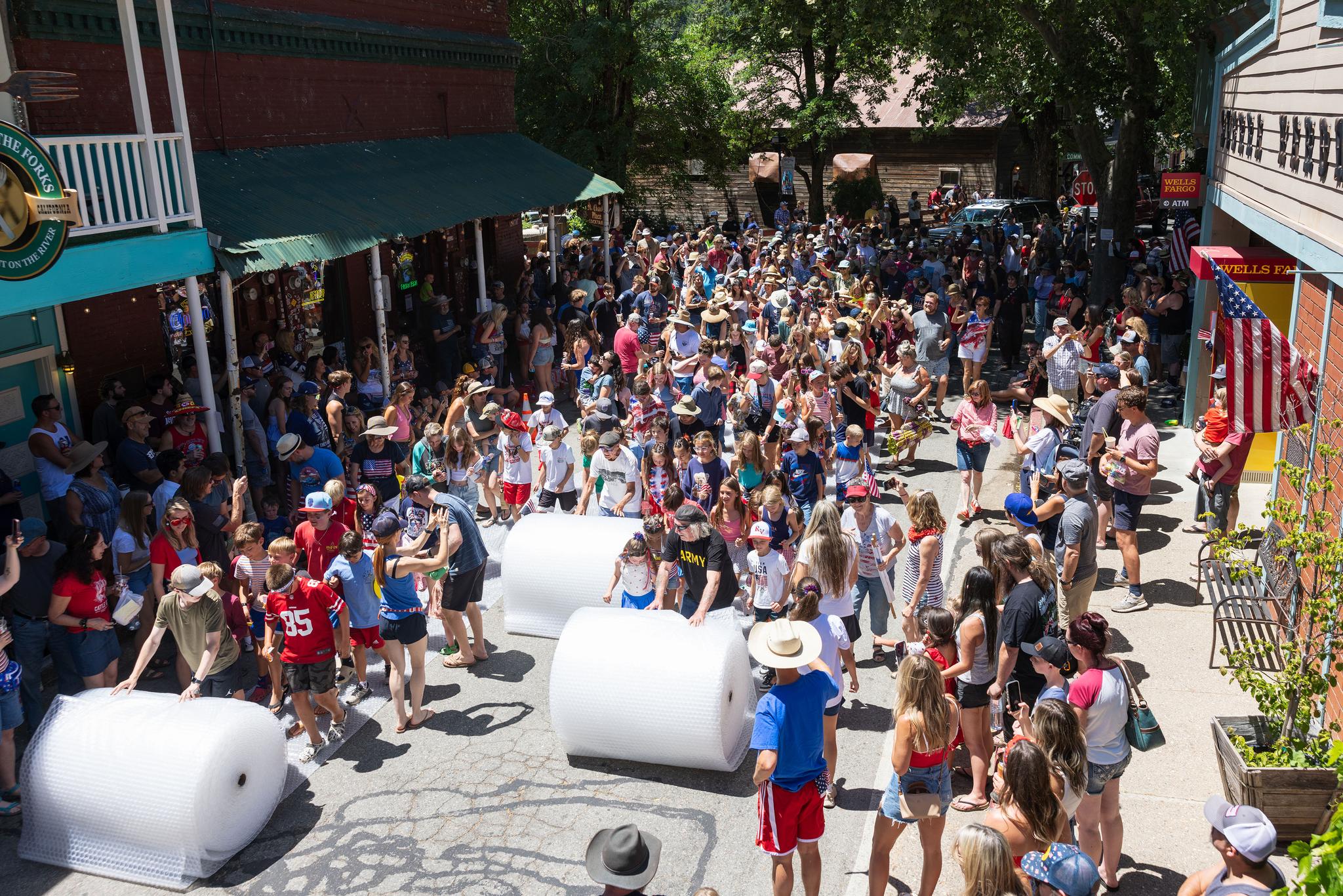 Hundreds participate in Downieville’s “Fireless Fireworks.”