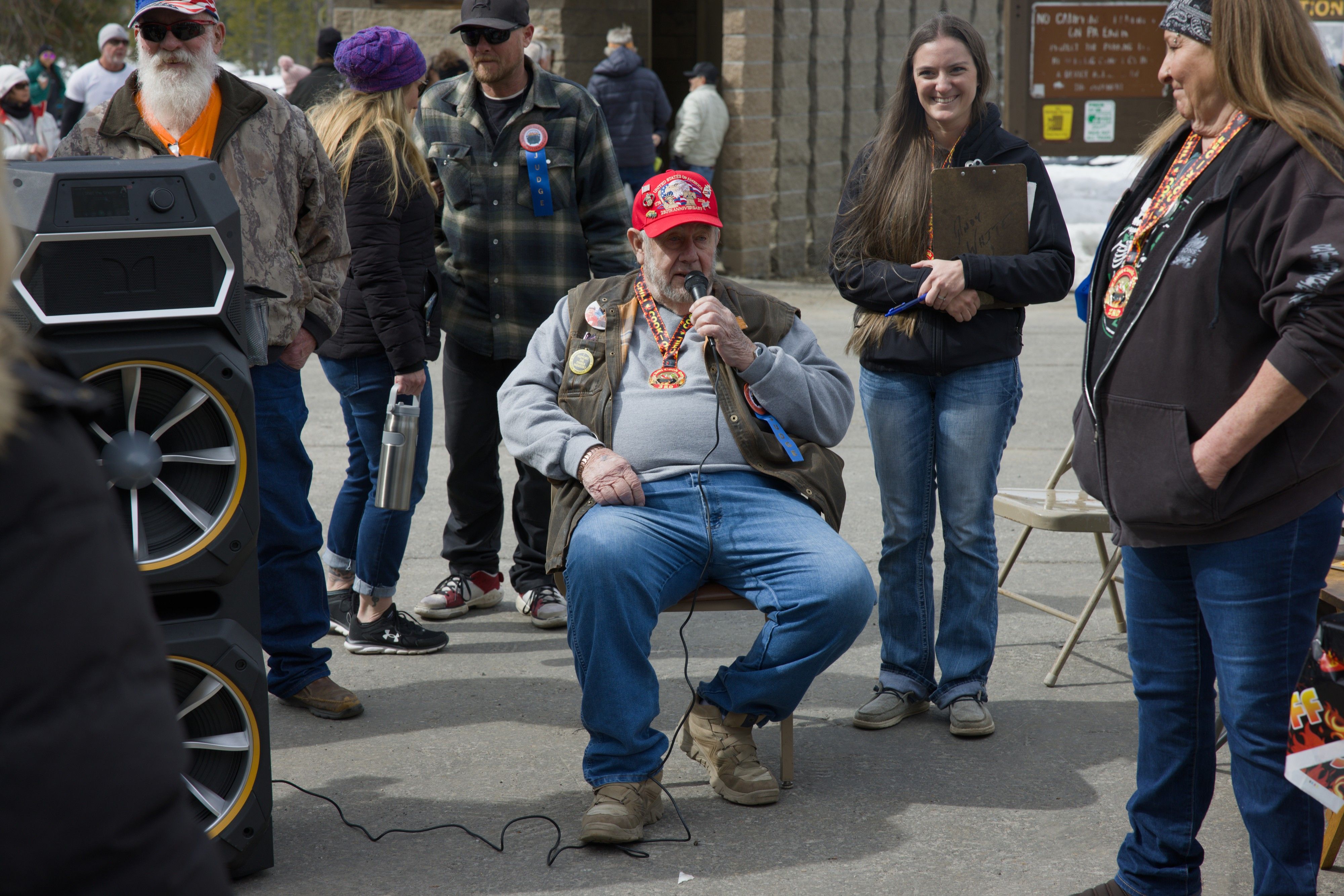 Organizer Terry “The Trashman” LeBlanc hosts the Chili Cook-off award ceremony.