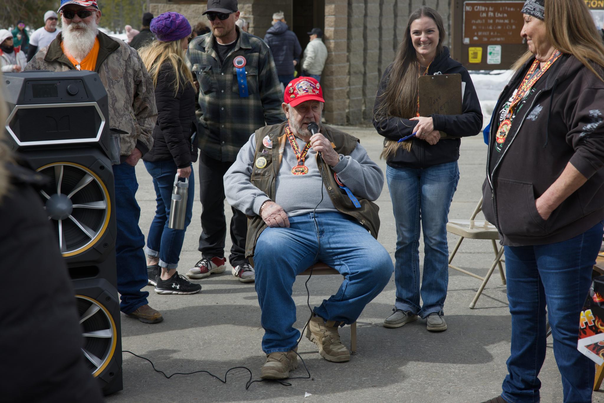 Organizer Terry “The Trashman” LeBlanc hosts the Chili Cook-off award ceremony.