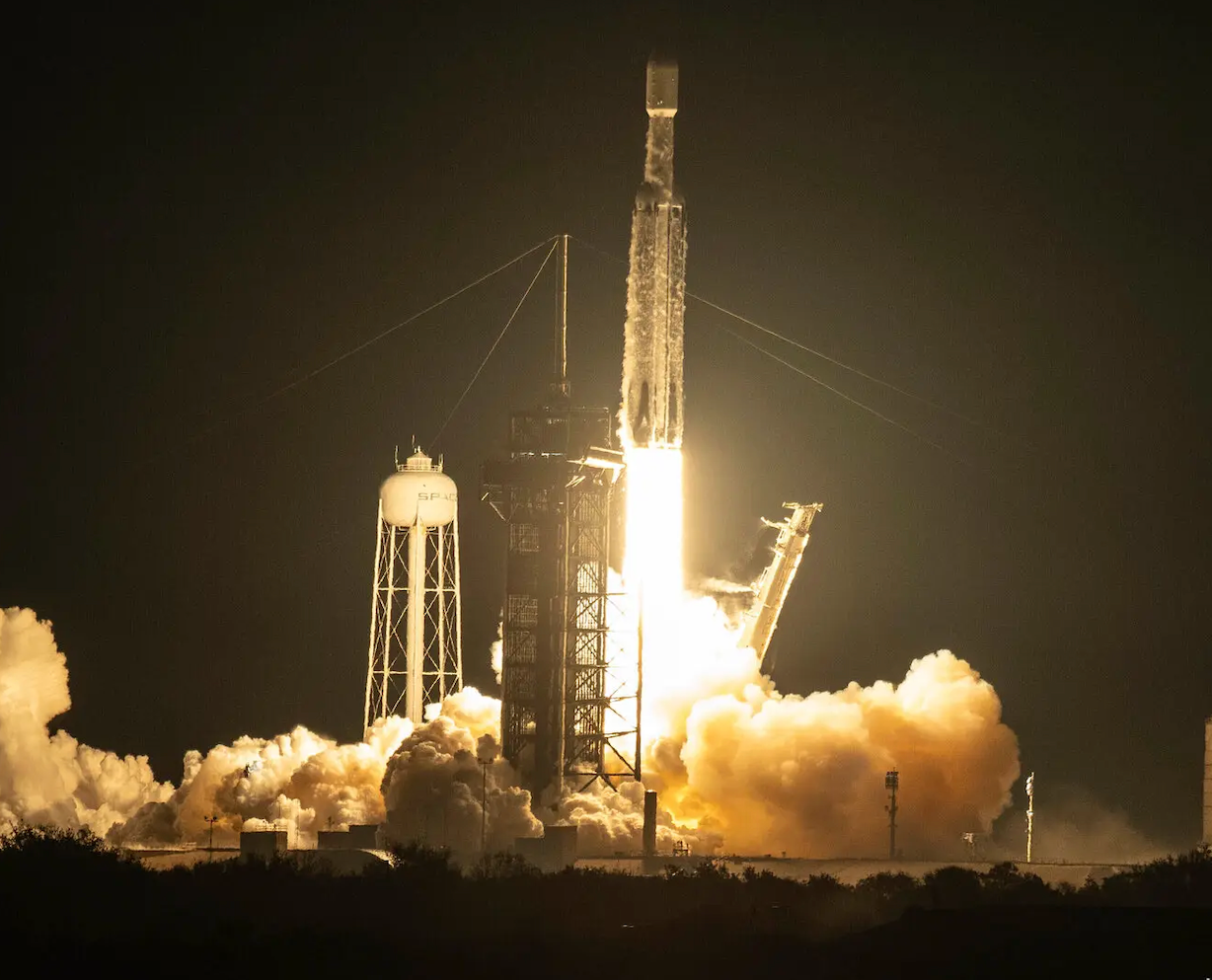 A rocket carrying the Pentagon’s secretive X-37B crewless space plane launching last year from the Kennedy Space Center in Cape Canaveral, Fla. Image Credit: Craig Bailey/Florida Today, via Associated Press and New York Times