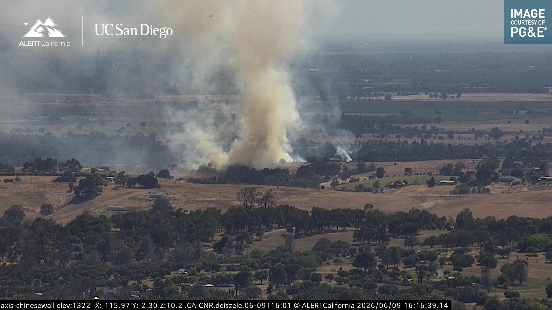 The Tommy Fire, viewed from an ALERTCalifornia camera at 4:16 PM.