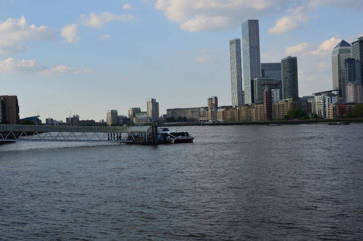 New tunnel under the river thames to heat homes 